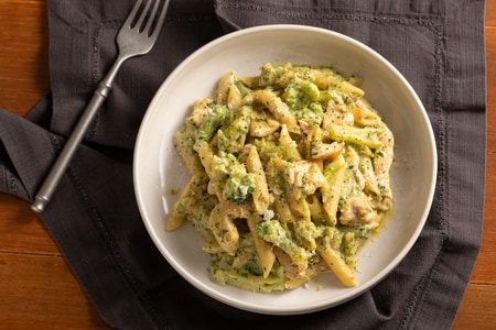 Pasta mit Huhn und Brokkoli
