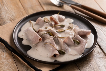 Kalbsfleisch mit leichter Thunfischsauce