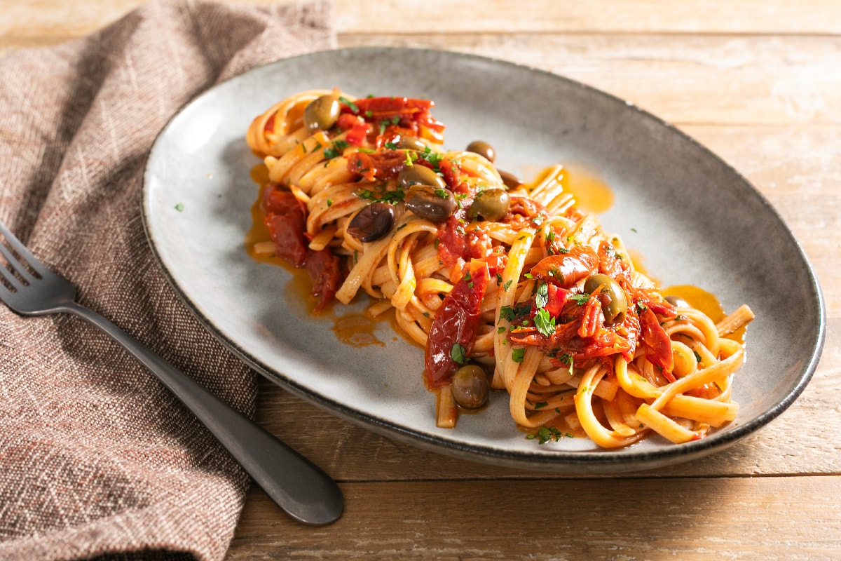 Pasta mit getrockneten Tomaten