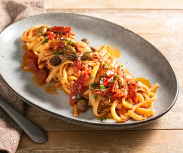 Pasta mit getrockneten Tomaten