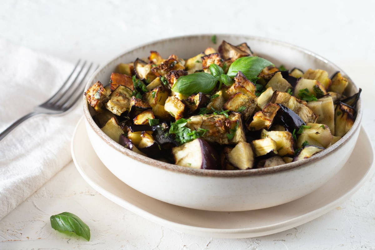 Auberginen in der Heißluftfritteuse