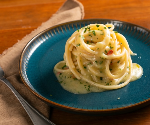 Spaghetti aglio olio e peperoncino risottati