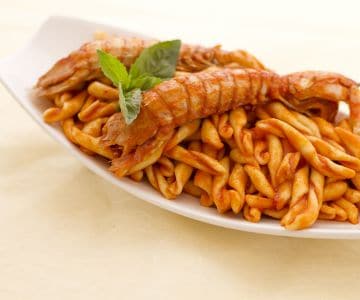 Strozzapreti mit Krebsensauce
