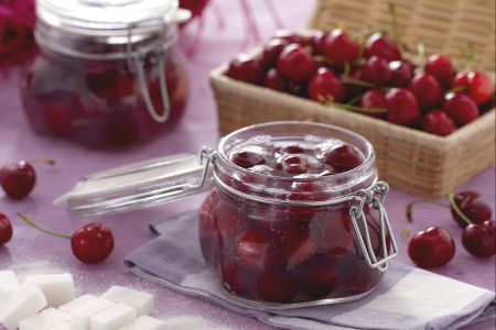 Eingemachte Kirschen