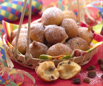 Tortelli mit Rosinen und Orangenduft