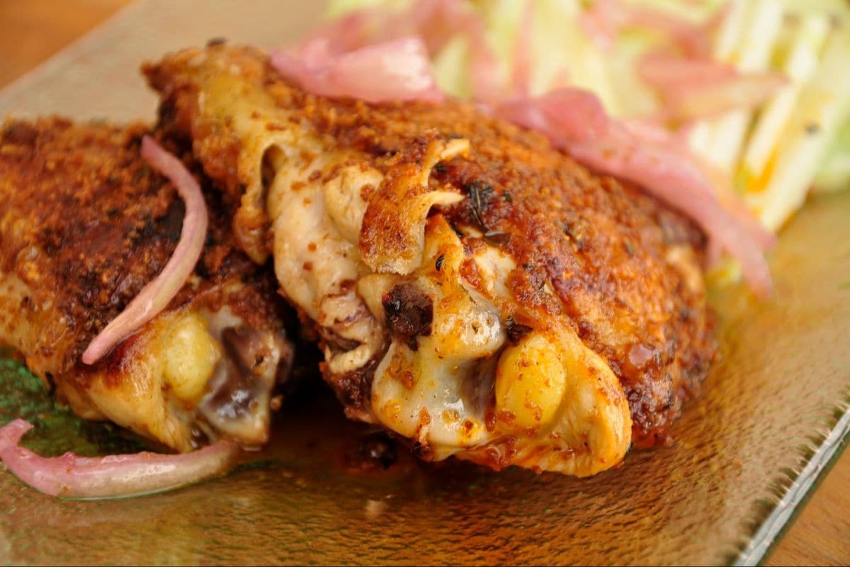 Rustichella von Huhn in Brioche-Kruste