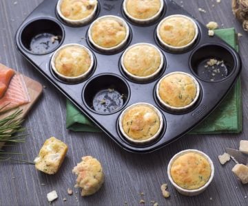 Muffins mit Feta und Lachs