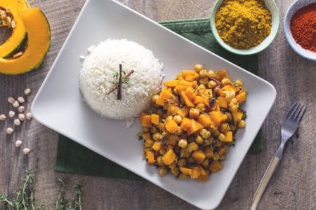 Vegetarisches Curry mit Kürbis und Kichererbsen