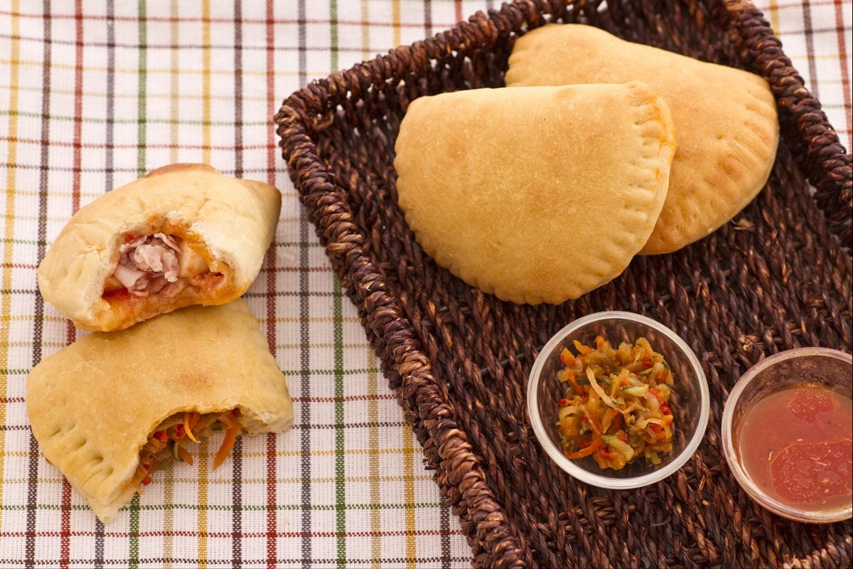 Mini-Calzonen aus dem Ofen