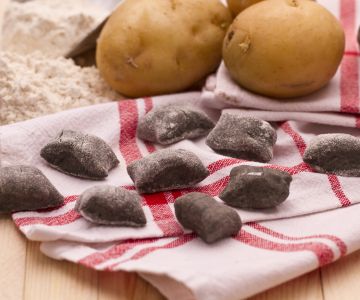 Gnocchi mit Sepia-Tinte