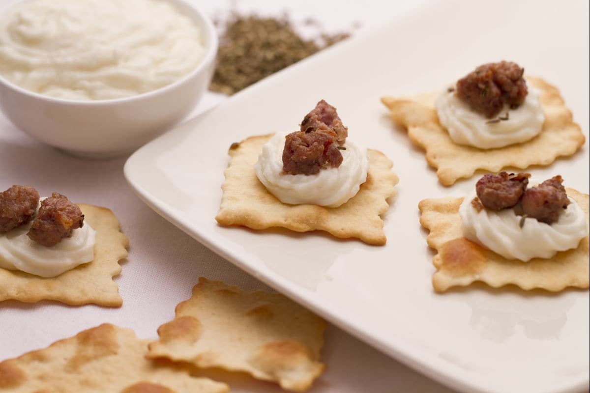 Blätterteig mit knuspriger Luganega und Stracchino