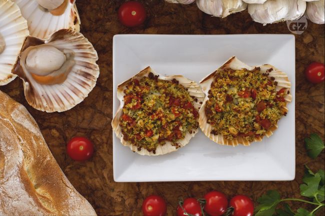 Provenzalisch überbackene Jakobsmuscheln - Italienische Rezepte von ...