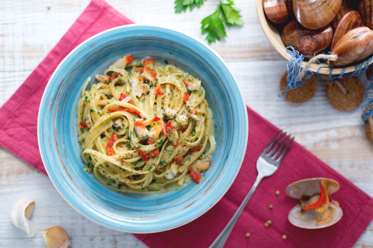 Linguine mit Scheidenmuscheln