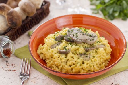 Risotto mit Steinpilzen und Safran