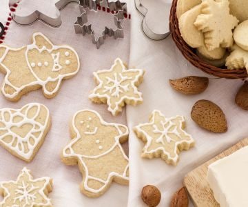 Weihnachtsplätzchen mit Mandeln