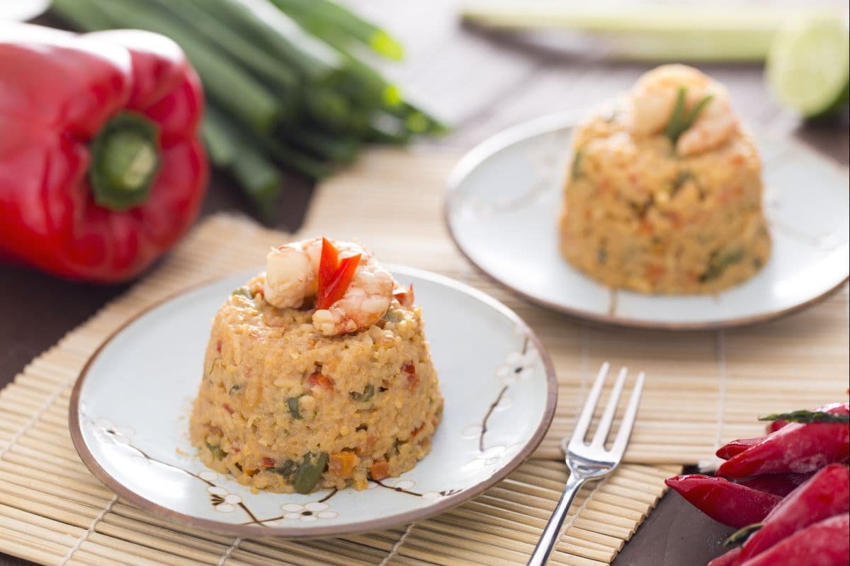 Gebratener Reis mit Garnelen und Cashewkernen