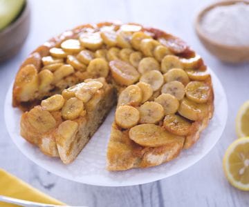 Gestürzter Bananenkuchen