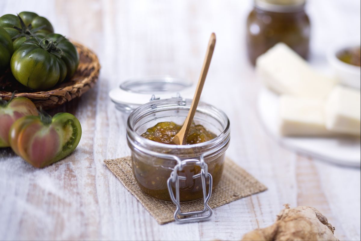 Grüne Tomatenkonfitüre