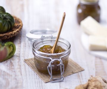 Grüne Tomatenkonfitüre