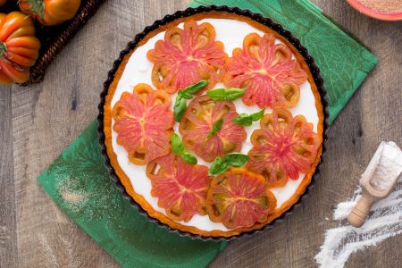 Tomaten-Quiche mit Stracciatella