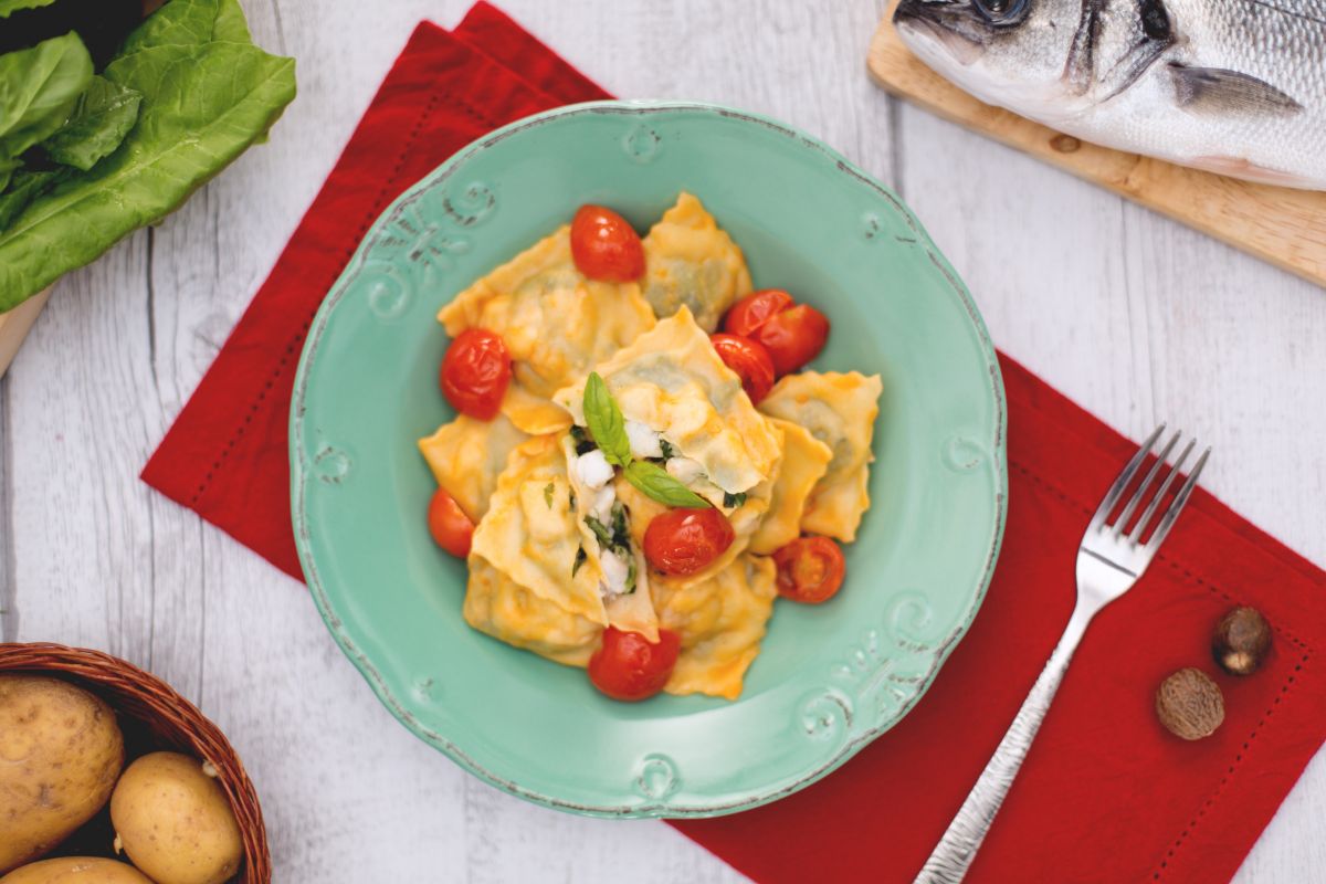 Fischravioli mit Kirschtomaten