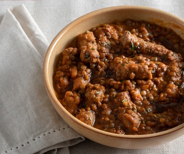 Linsen und Wurst