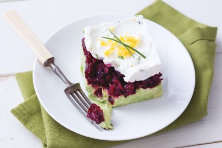 Rote-Bete- und Avocado-Tatar