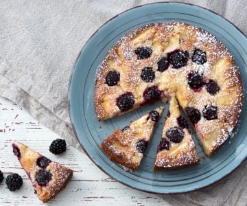 Glutenfreier Apfel-Brombeer-Kuchen