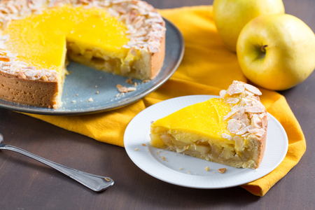 Apfelkuchen mit Creme