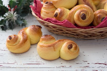 Santa-Lucia-Katzen (Lussekatter)