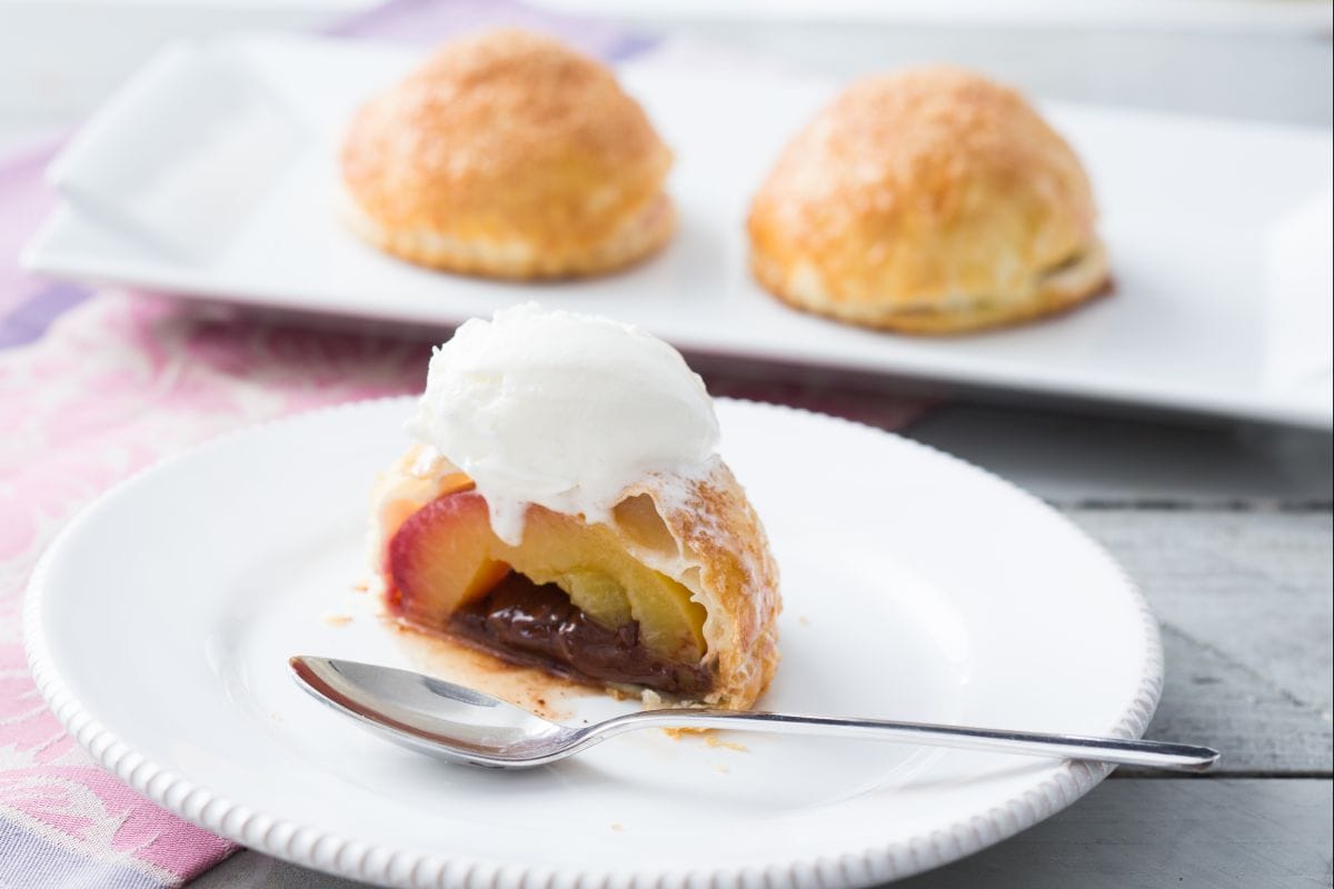 Pfirsiche im Blätterteig