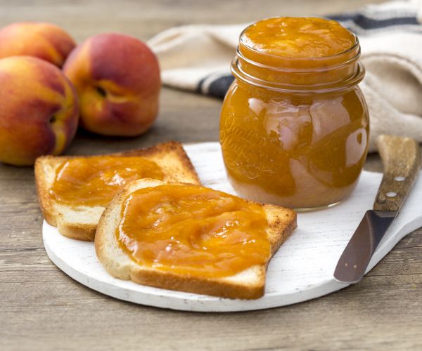 Pfirsichmarmelade aus dem Ofen