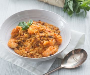 Fregola mit Scampi und Garnelen