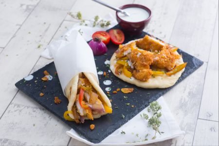 Pita mit gebratenem Huhn