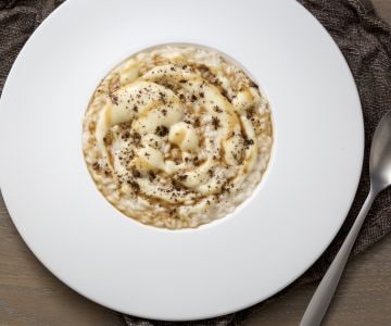 Risotto mit Grana Padano-Creme, Bier-Reduktion und Kaffee