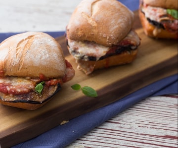 Parmigiana im Brötchen