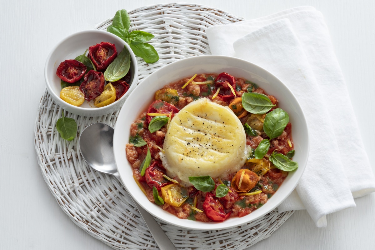 Tomatenbrotbrei mit Käse