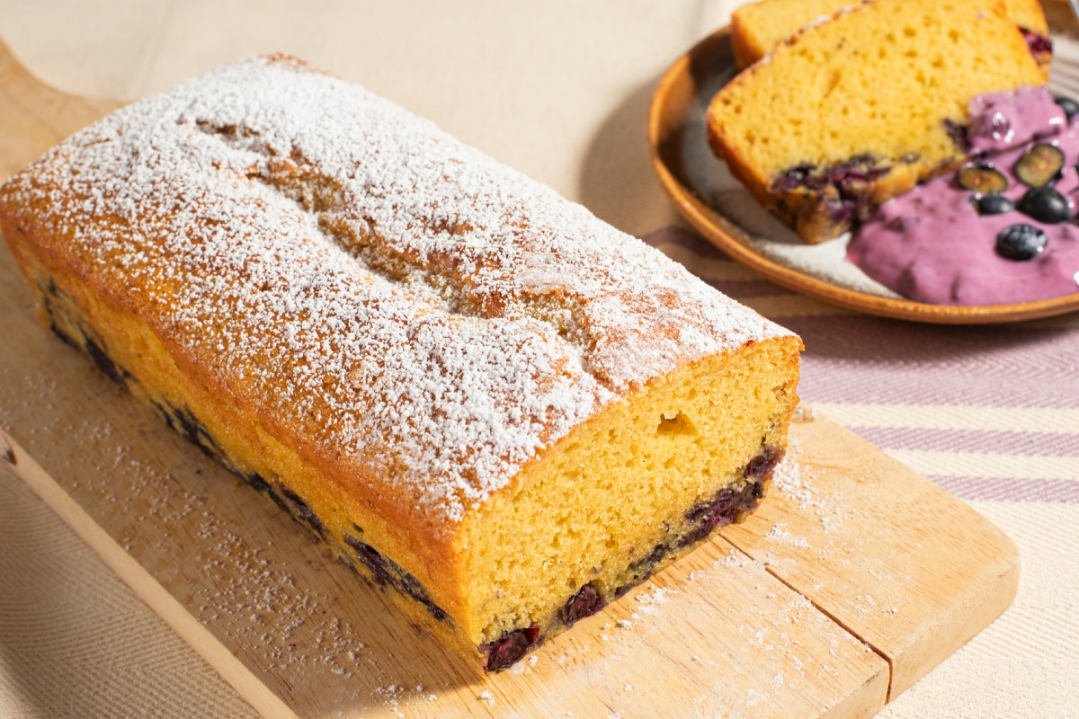 Vier Viertel mit Joghurt