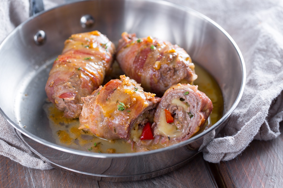 Fleisch- und Speckrouladen