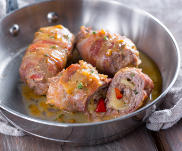 Fleisch- und Speckrouladen