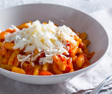 Kartoffel-Cavatelli mit Kirschtomaten und Ricotta