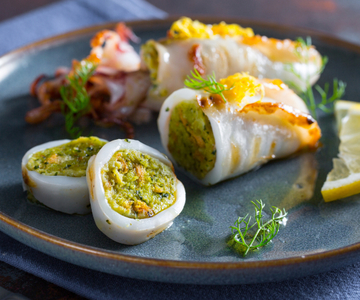 Gegrillte Calamari mit Zitrone