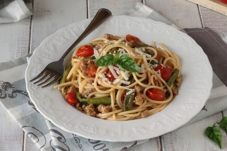 Pasta mit Friggitelli und Wurst