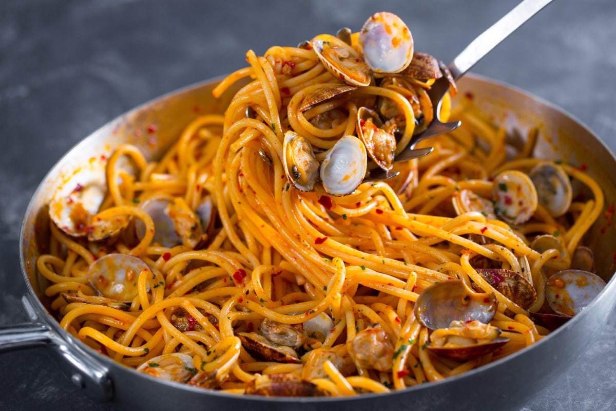 Spaghetti mit Venusmuscheln und 'nduja