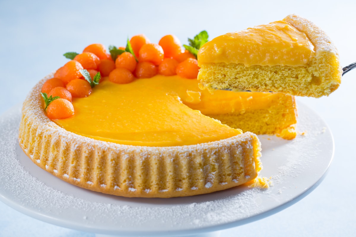 Weiche Torte mit Melonencreme