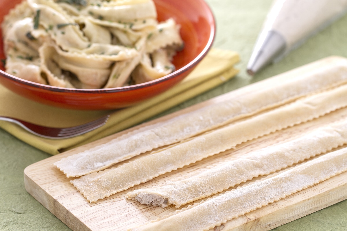 Gefüllte Tagliatelle mit Fleisch und Ricotta