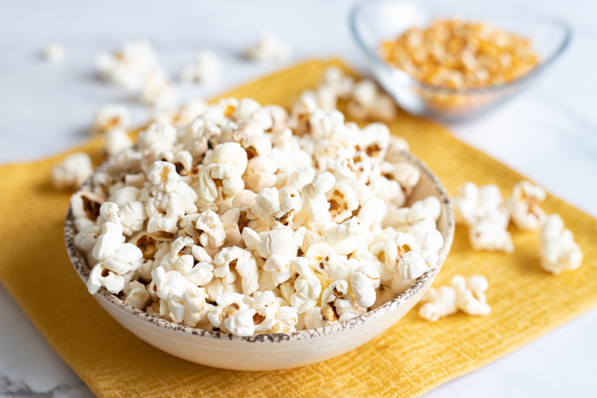 Wie man Popcorn zubereitet