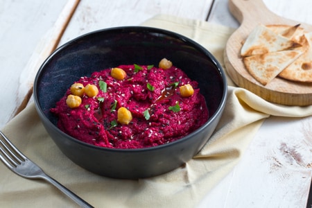 Rote-Bete-Hummus