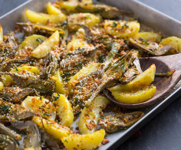 Artischocken und Kartoffeln