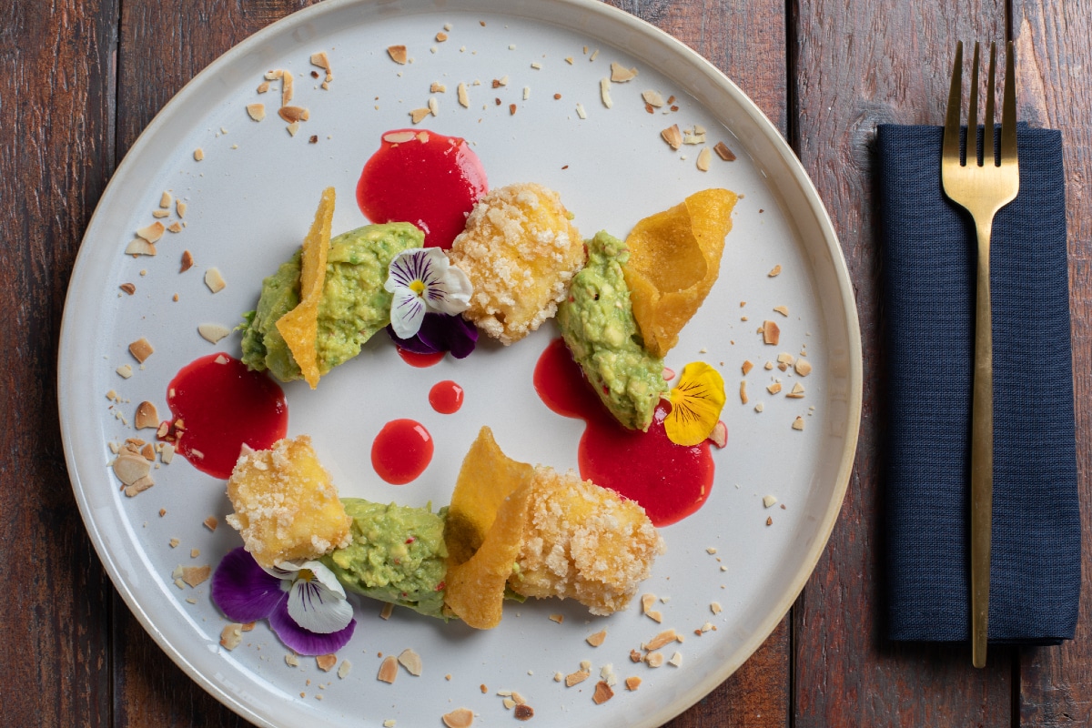 Gebratener Kabeljau mit Avocadocreme